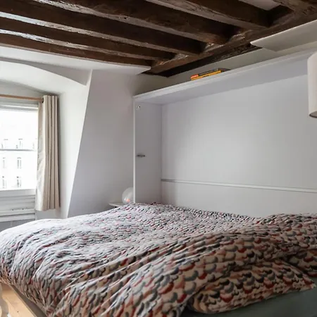 Studio - Opposite Fontaine Des Quatre Saisons *