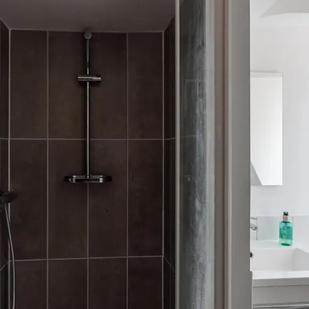 Appartement Studio - Opposite Fontaine Des Quatre Saisons Paris